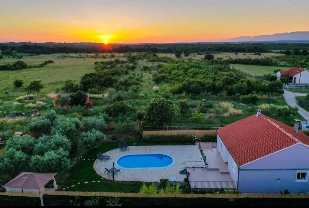 Holiday House With A Swimming Pool Zemunik Donji, Zadar - 21653 Gornji Zemunik